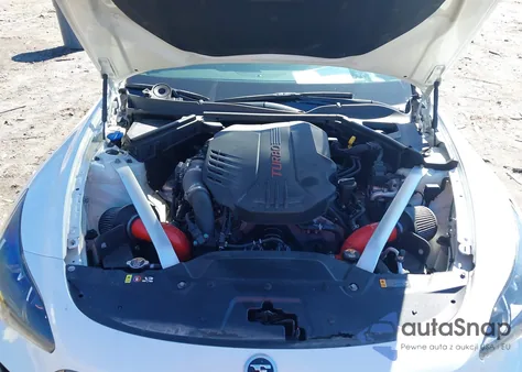 2020 Kia Stinger Gt2 z USA, uszkodzony, nr VIN KNAE55LC8L6081449